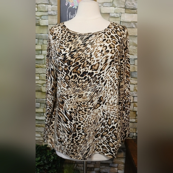 Rafaella Tops - Womens XL Rafaella Leopard Print Long Sleeved Blouse